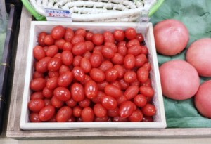トマト　野菜陳列