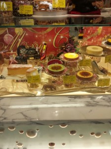 お菓子のディスプレイ