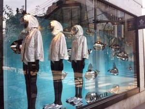 MONCLER aoyama2
